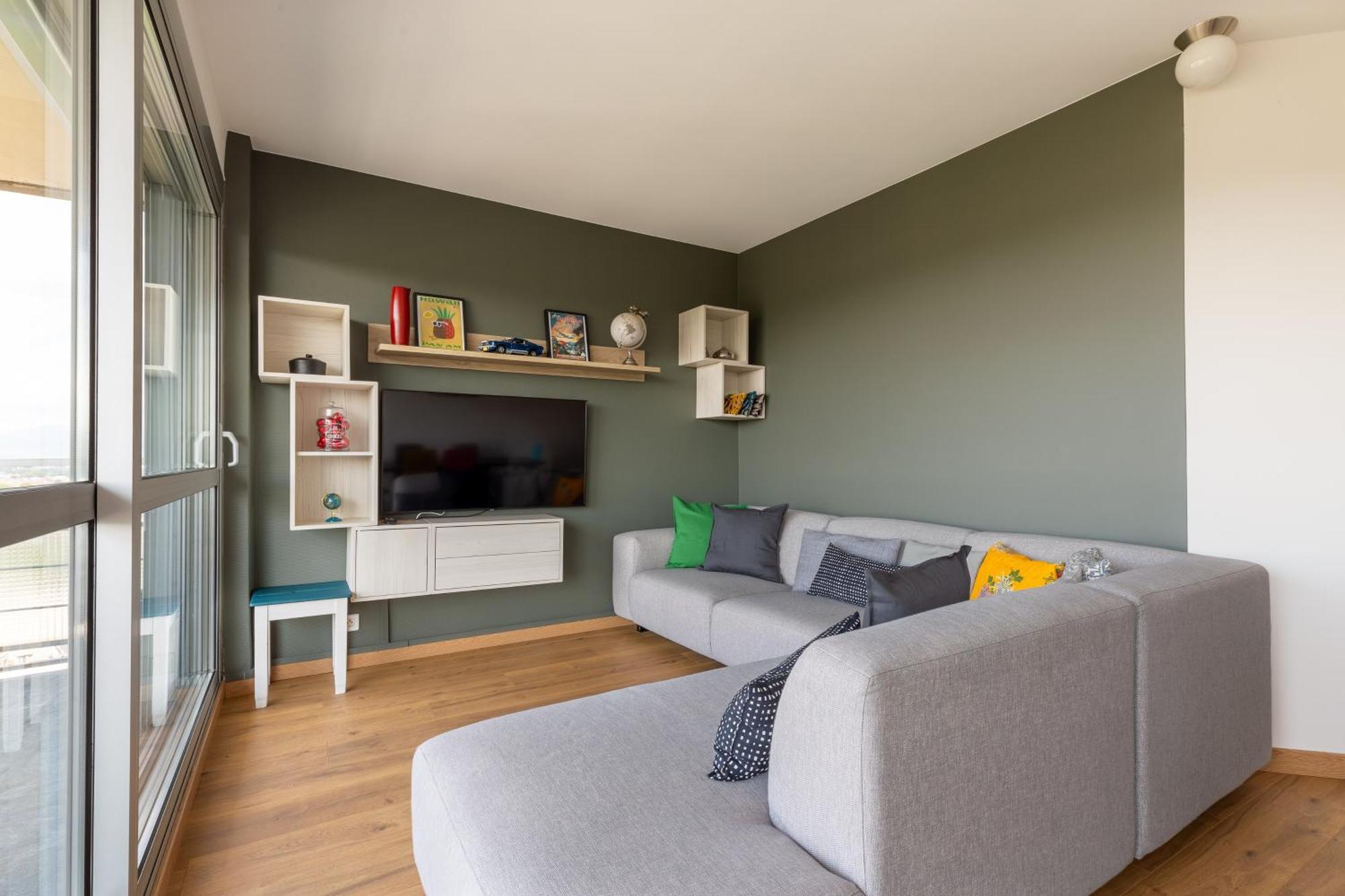 Apartment Travel Homes - Wilnest, Nested With A View